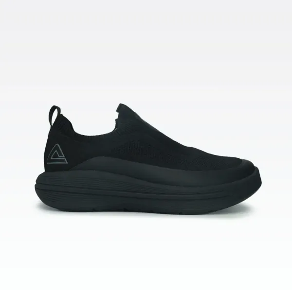 PEAK SLIP ON ALL BLACK